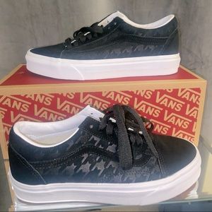 Womens Old Skool Vans Size 7